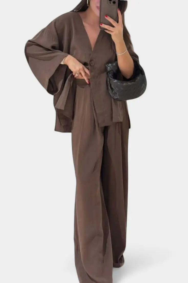 Eli Conjunto Oversize de Top con Cuello en V y Pantalón Recto