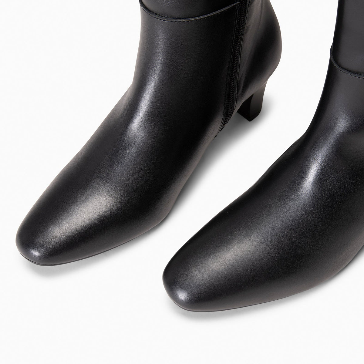 QUEENS - Bota alta de tacón NEGRO