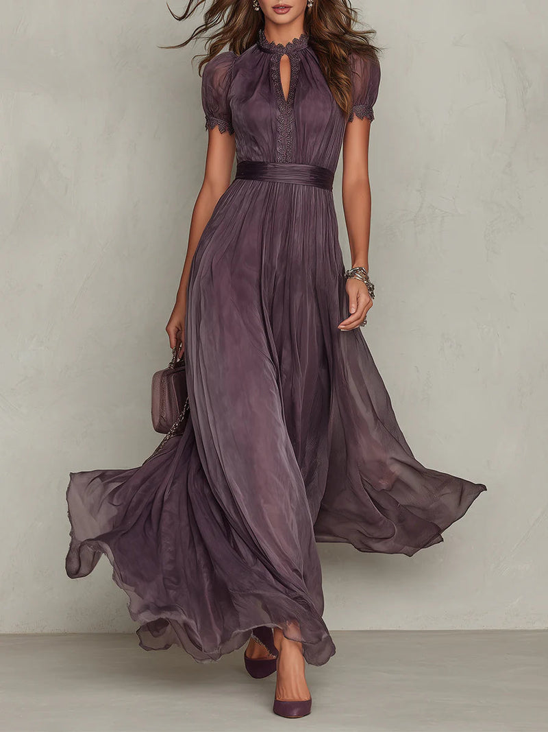 Flavia | Vestido largo violeta con escote de llave, borde de encaje de chiffon