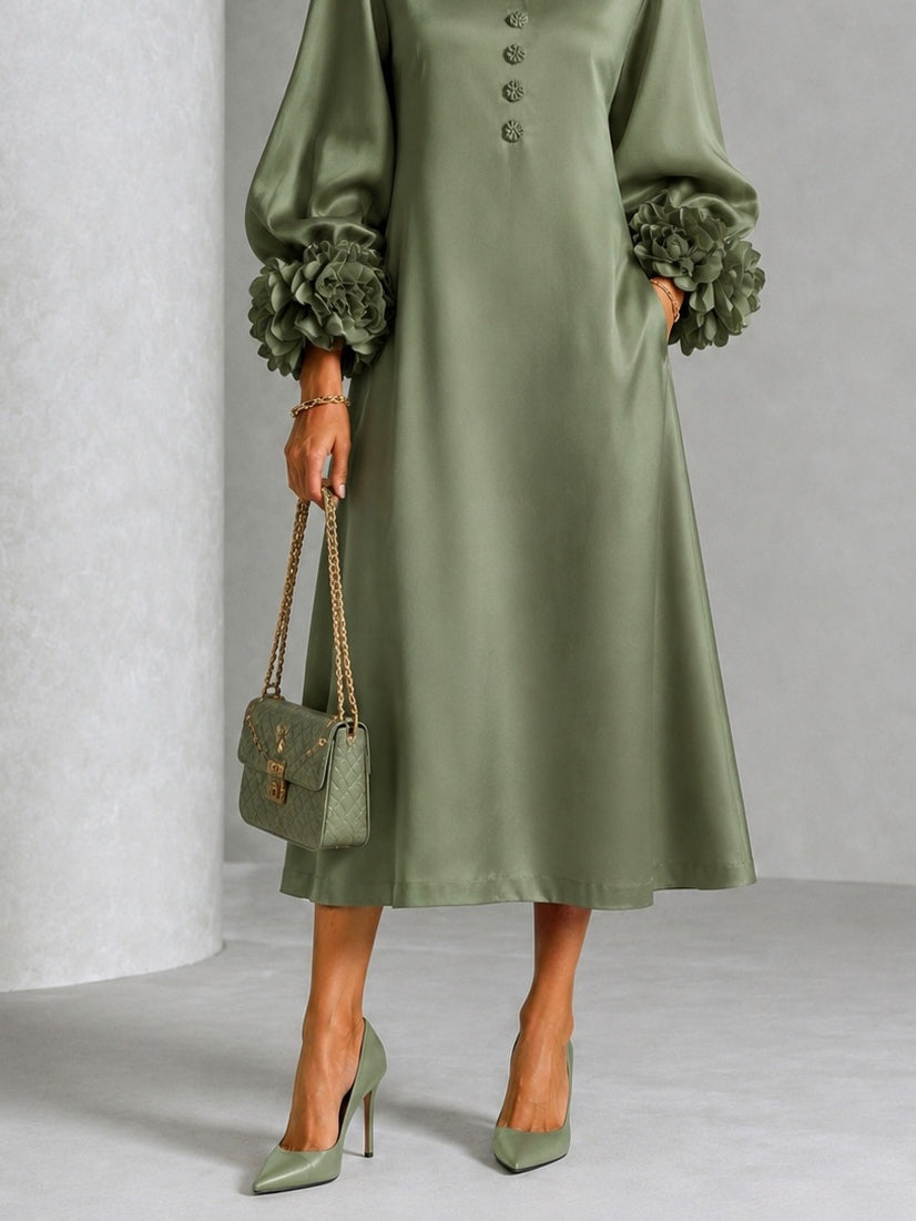 Ana Julia | Vestido Midi de Raso Verde Salvia con Mangas Florales